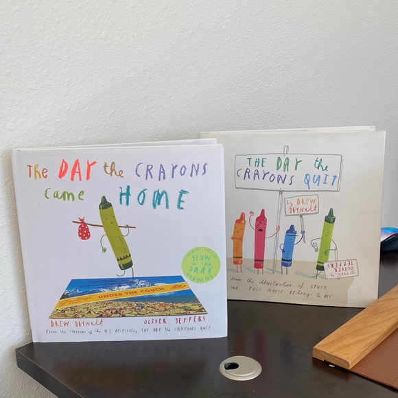 The Day the Crayons Quit & The Day the Crayons Came Home Hardcover Kids Books - Picture 1 of 8